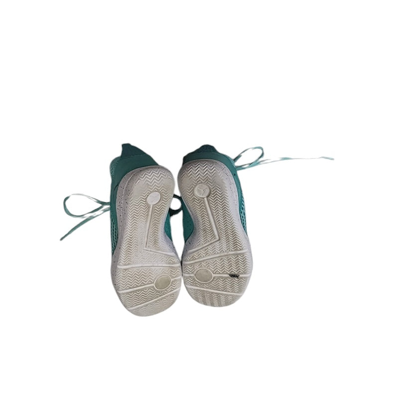 Tenis mujer Nike Jordan aguamarina talla 5.5 US