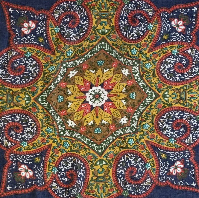 Pashmina mujer Koaj azul y rojo con flores y geometrías